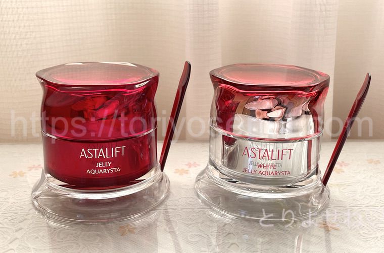 【特徴と成分を比較】アスタリフトジェリーの赤と白の違い